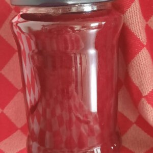 Rode bes- zwarte bessenjam  (half gezoet)